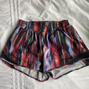 Lululemon Hotty Hot shorts! 4 inch inseam! Size 6!